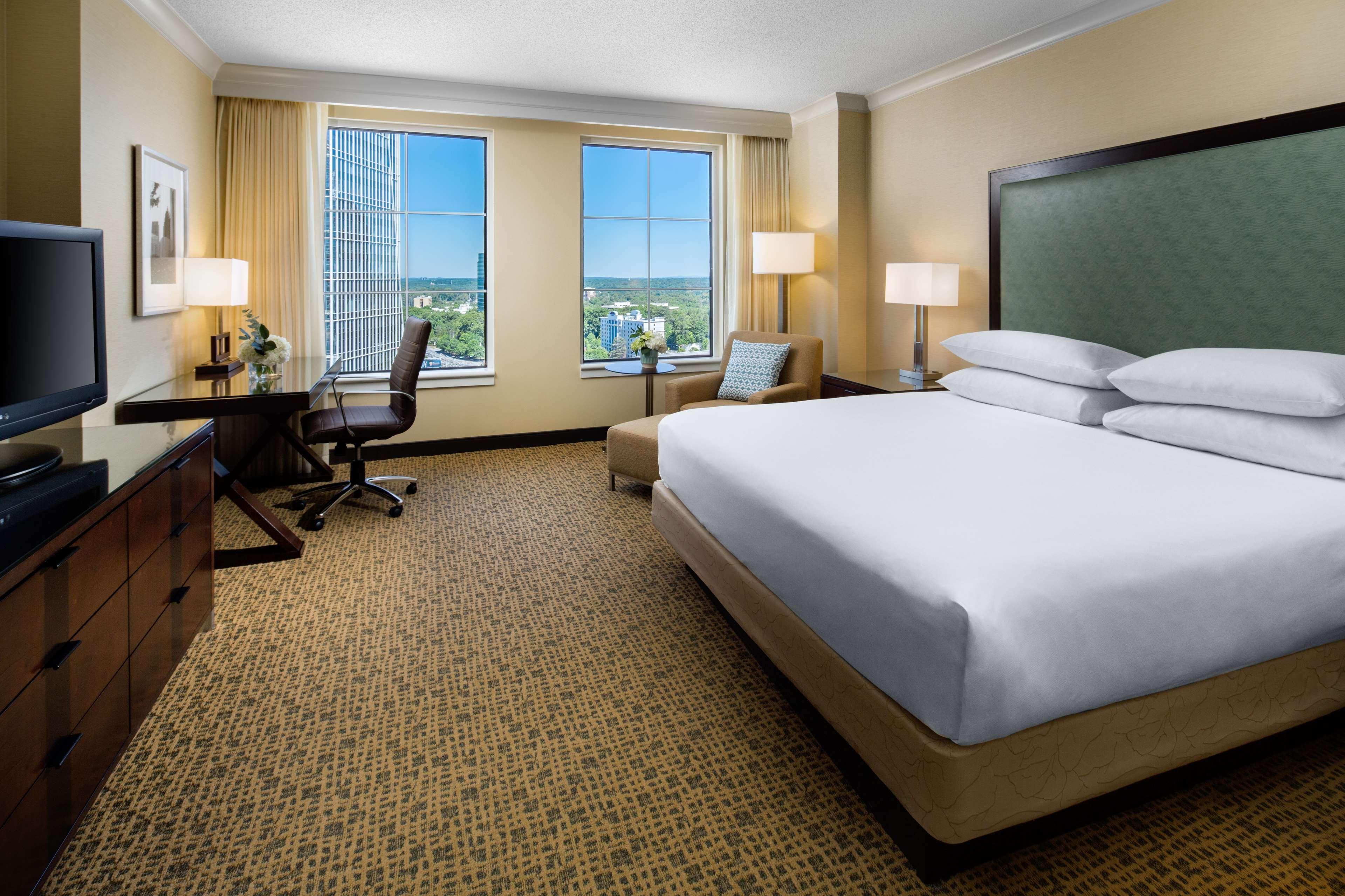 Grand Hyatt In Buckhead 4*